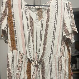 Maurices Cream Short Sleeve Tie Front Blouse